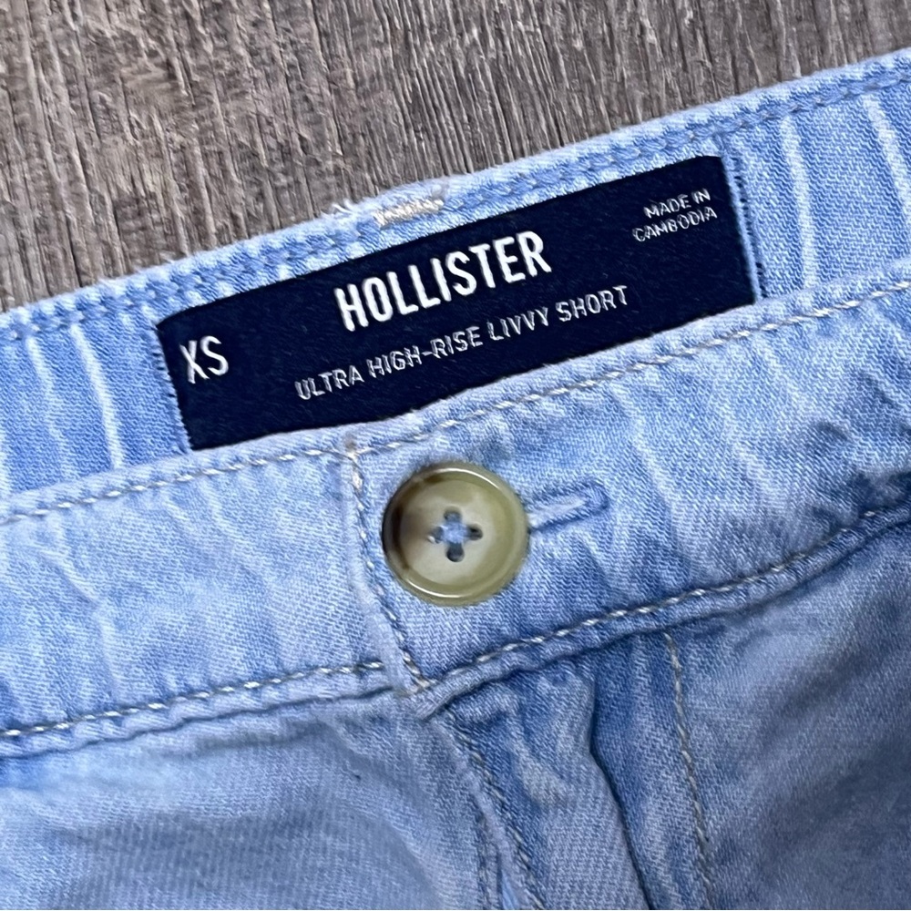 Hollister Light Blue High-Rise Denim Shorts - Picture 2 of 3